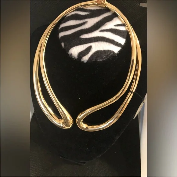 House of Harlow 1960 gold tone double bar curved hinged choker style necklace - Picture 11 of 14